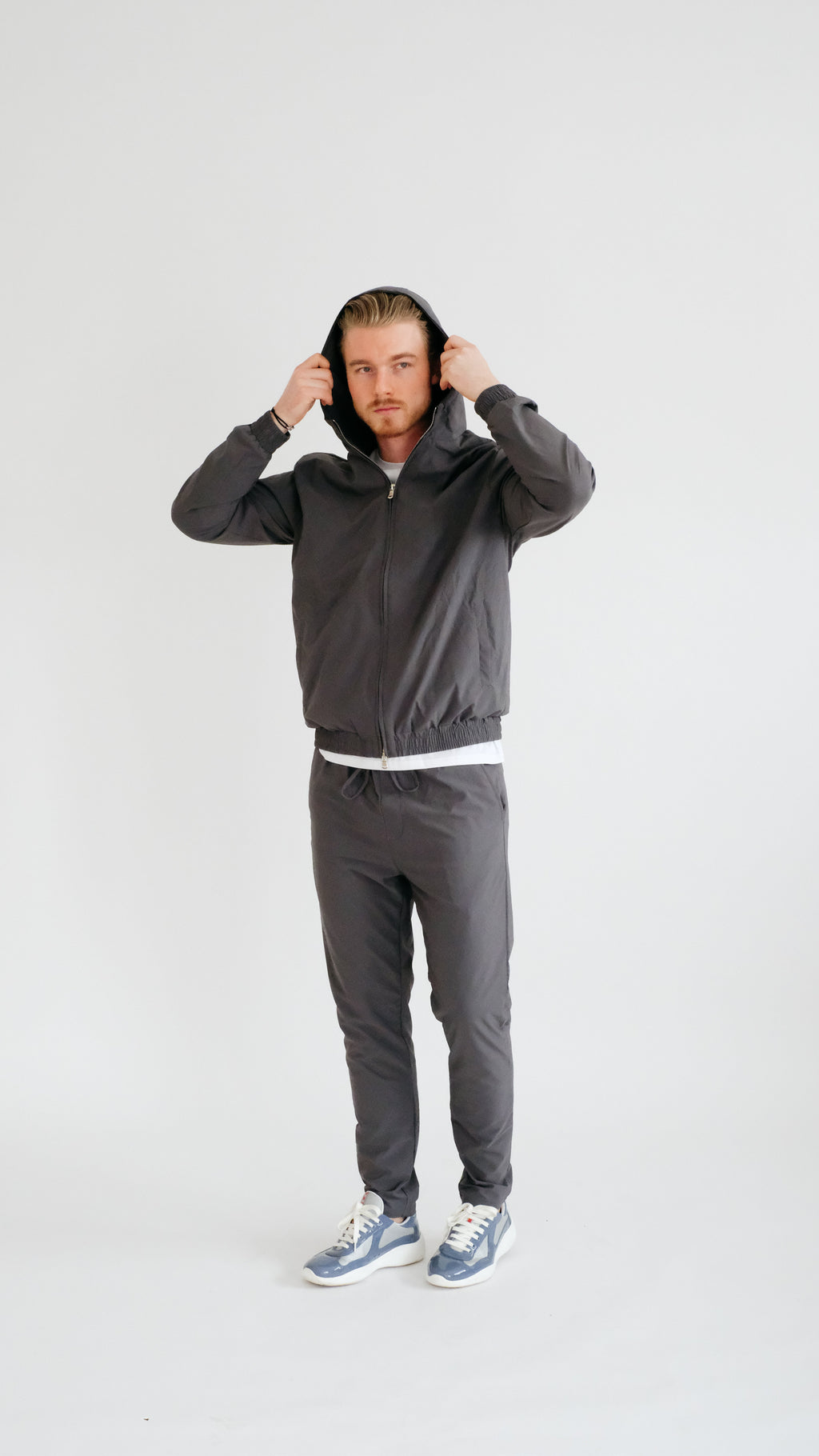 EXKLUSIVES MILANO-LOUNGE-SET – GRAU