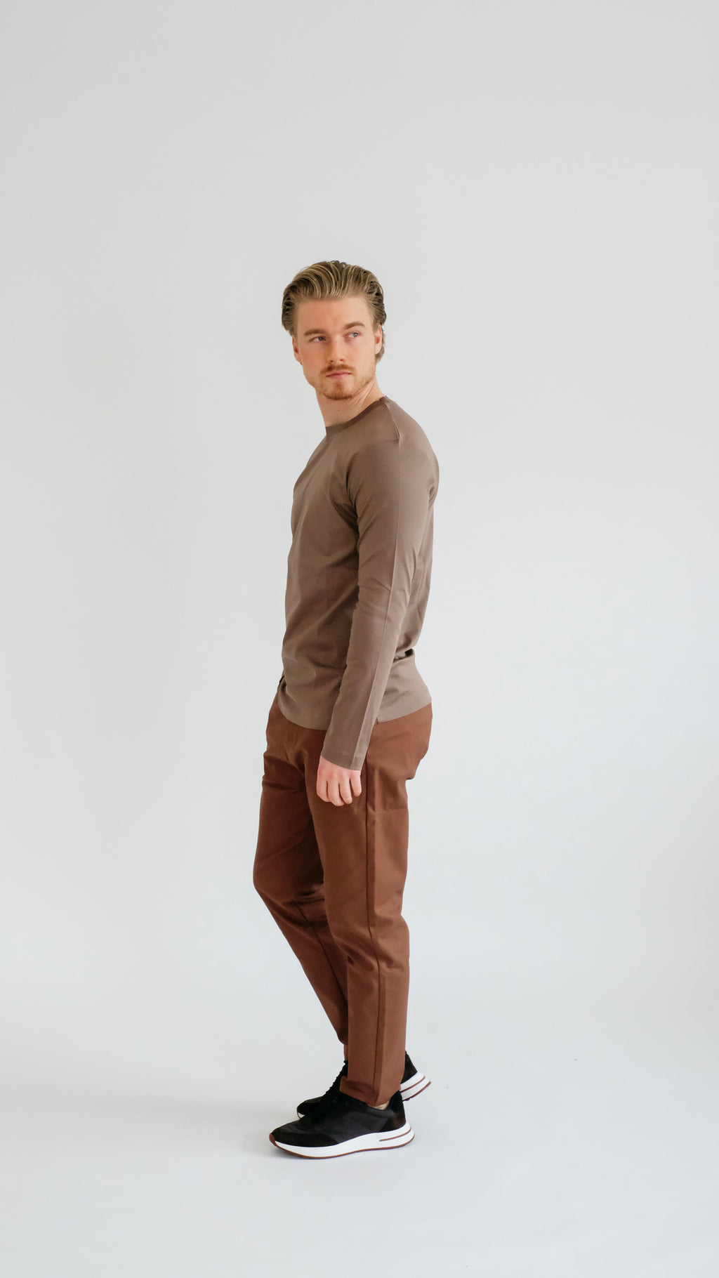 MILANO SIGNATURE LONG SLEEVE - BROWN