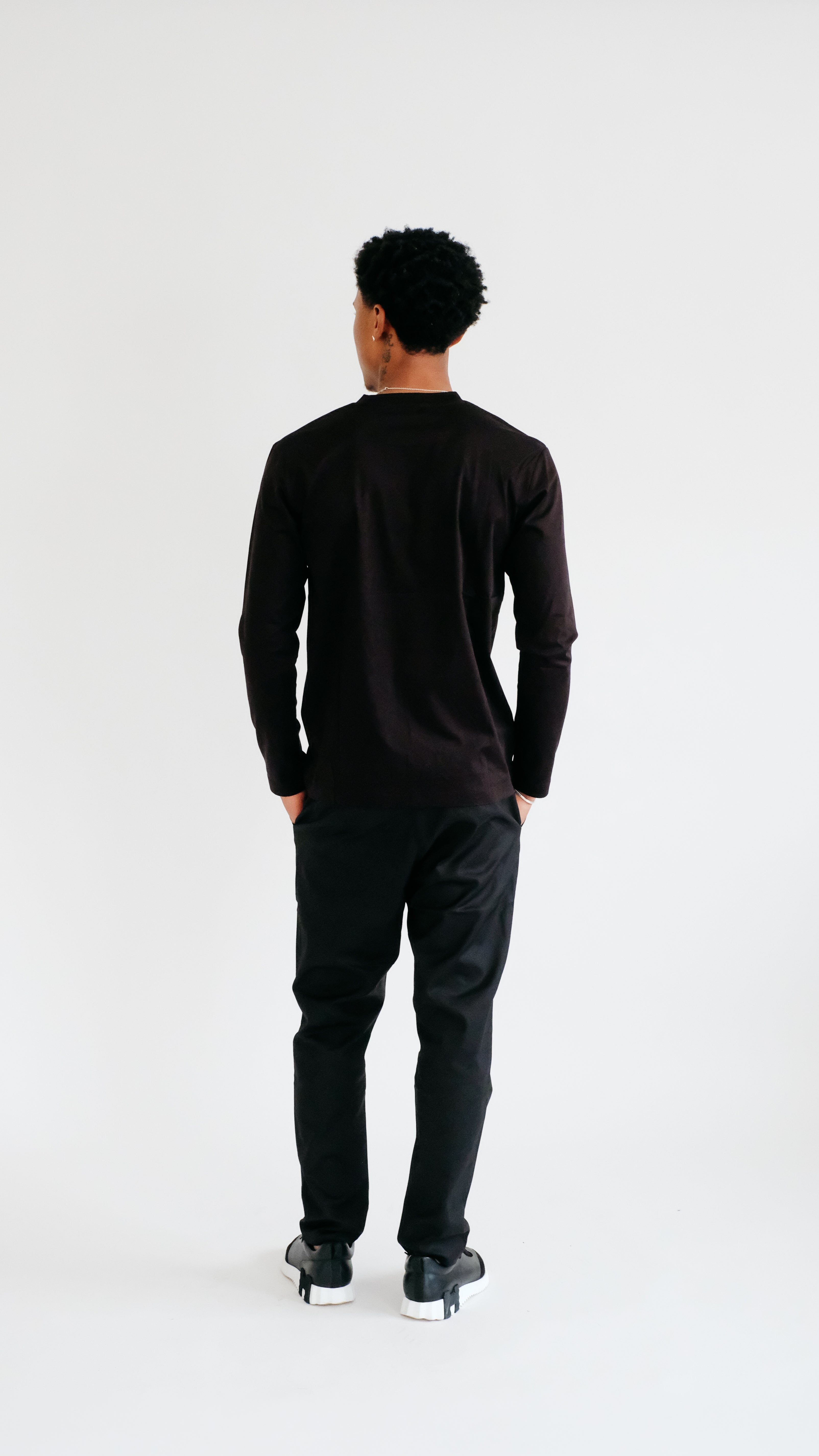 MILANO SIGNATURE LONG SLEEVE - BLACK