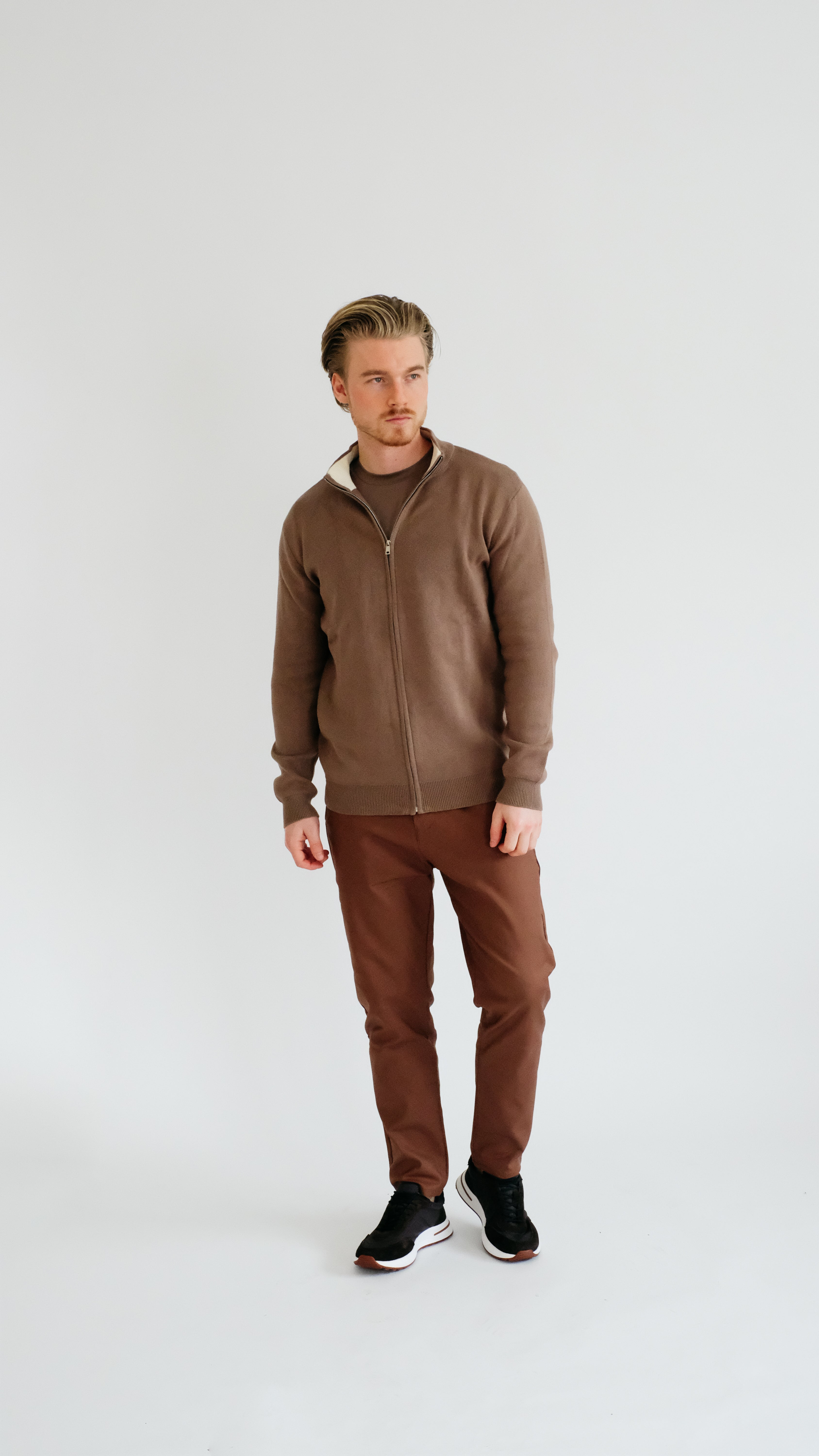 MILANO GEBREID VEST - BRUIN