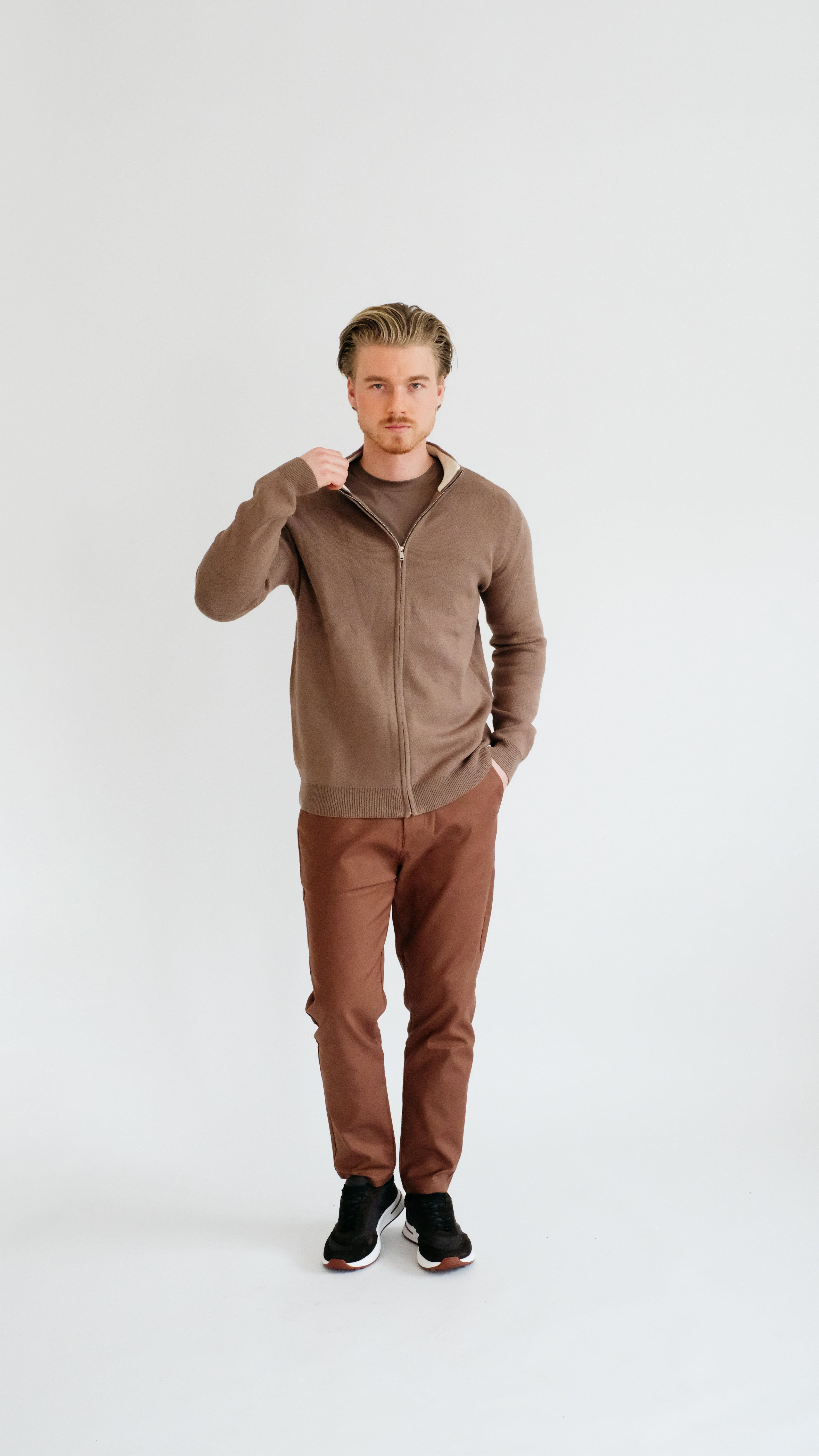 MILANO STRICKWESTE – BRAUN