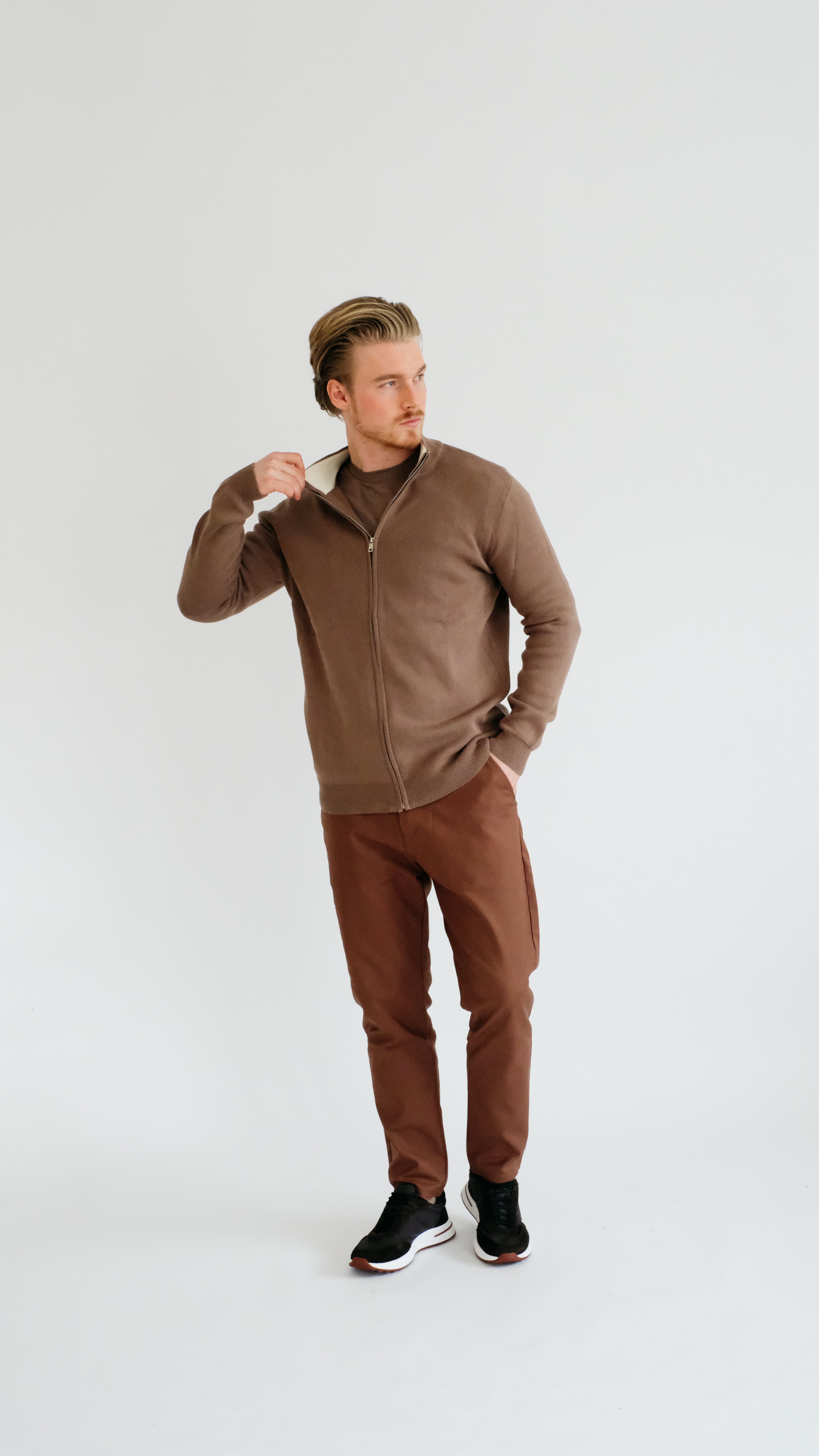 MILANO STRICKWESTE – BRAUN