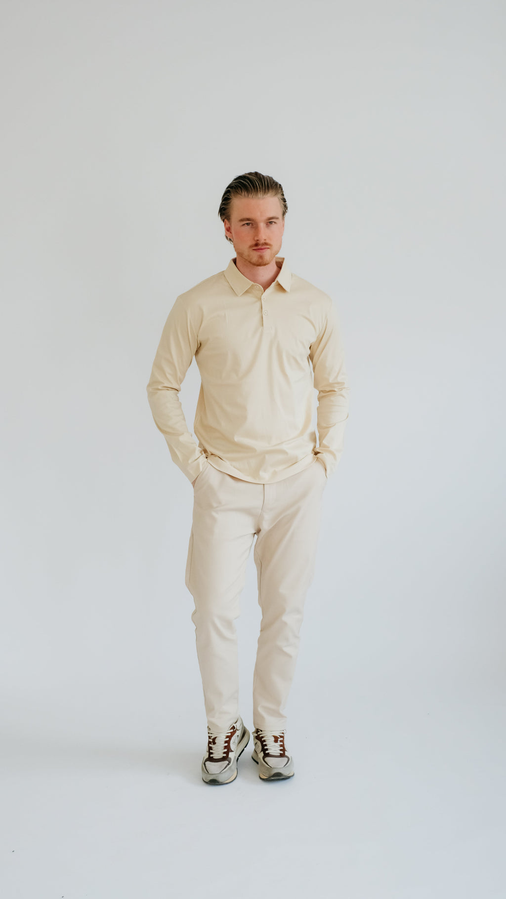 MILANO SIGNATURE POLO MIT LANGEN ÄRMELN – BEIGE