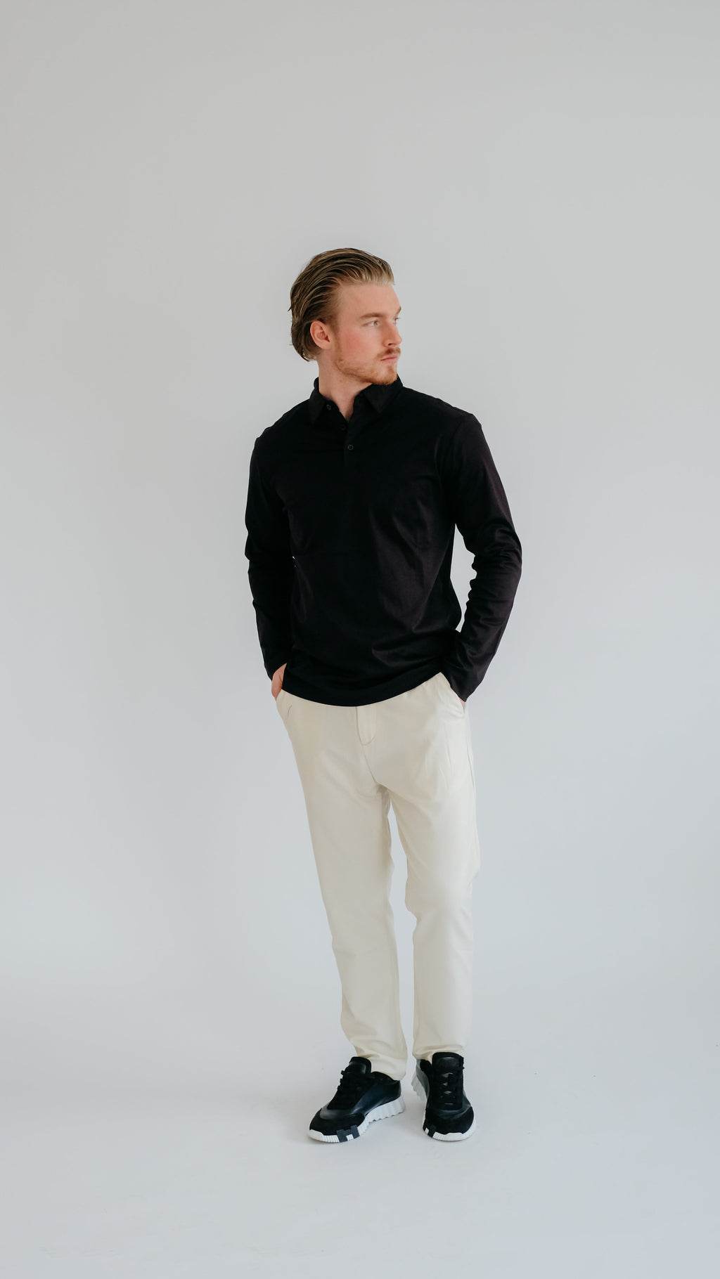 MILANO SIGNATURE POLOSHIRT MET LANGE MOUWEN - ZWART