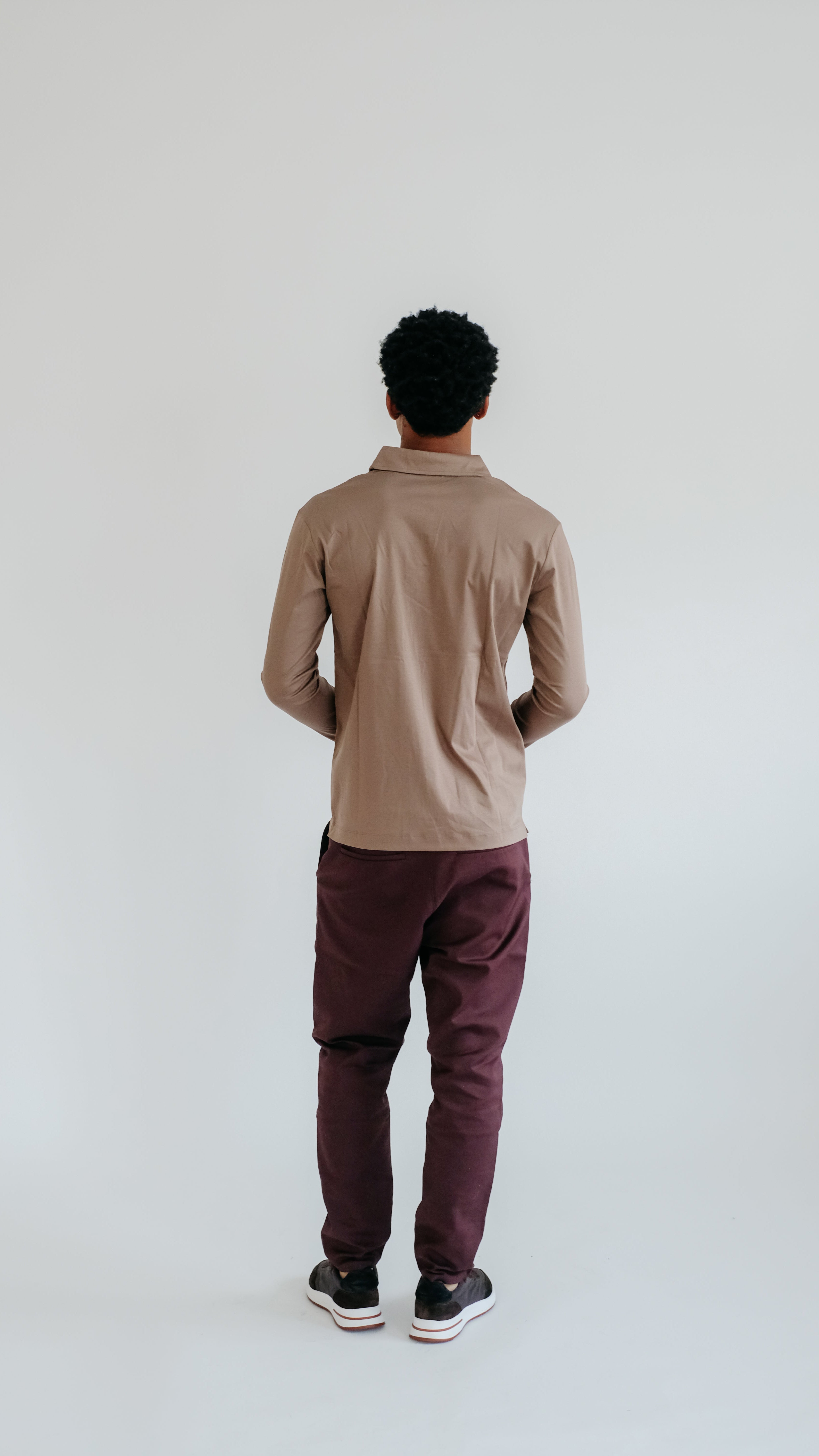 MILANO SIGNATURE POLO MIT LANGEN ÄRMELN – CAMEL