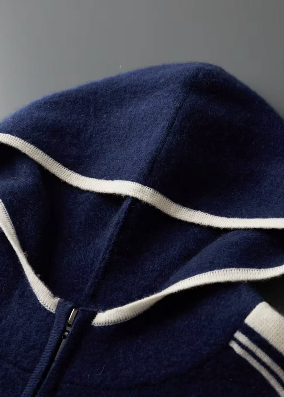 MILANO KNITTED TWO-TONE CASHMERE SET - NAVY