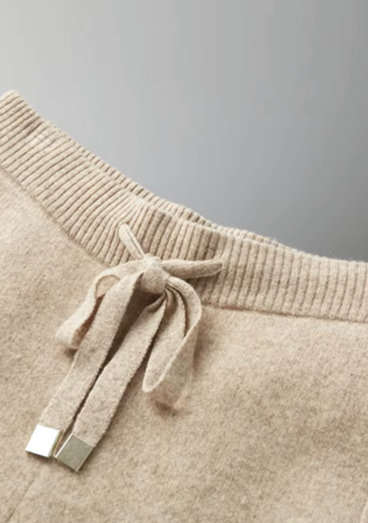 MILANO KNITTED CASHMERE SET - CHAMPAGNE