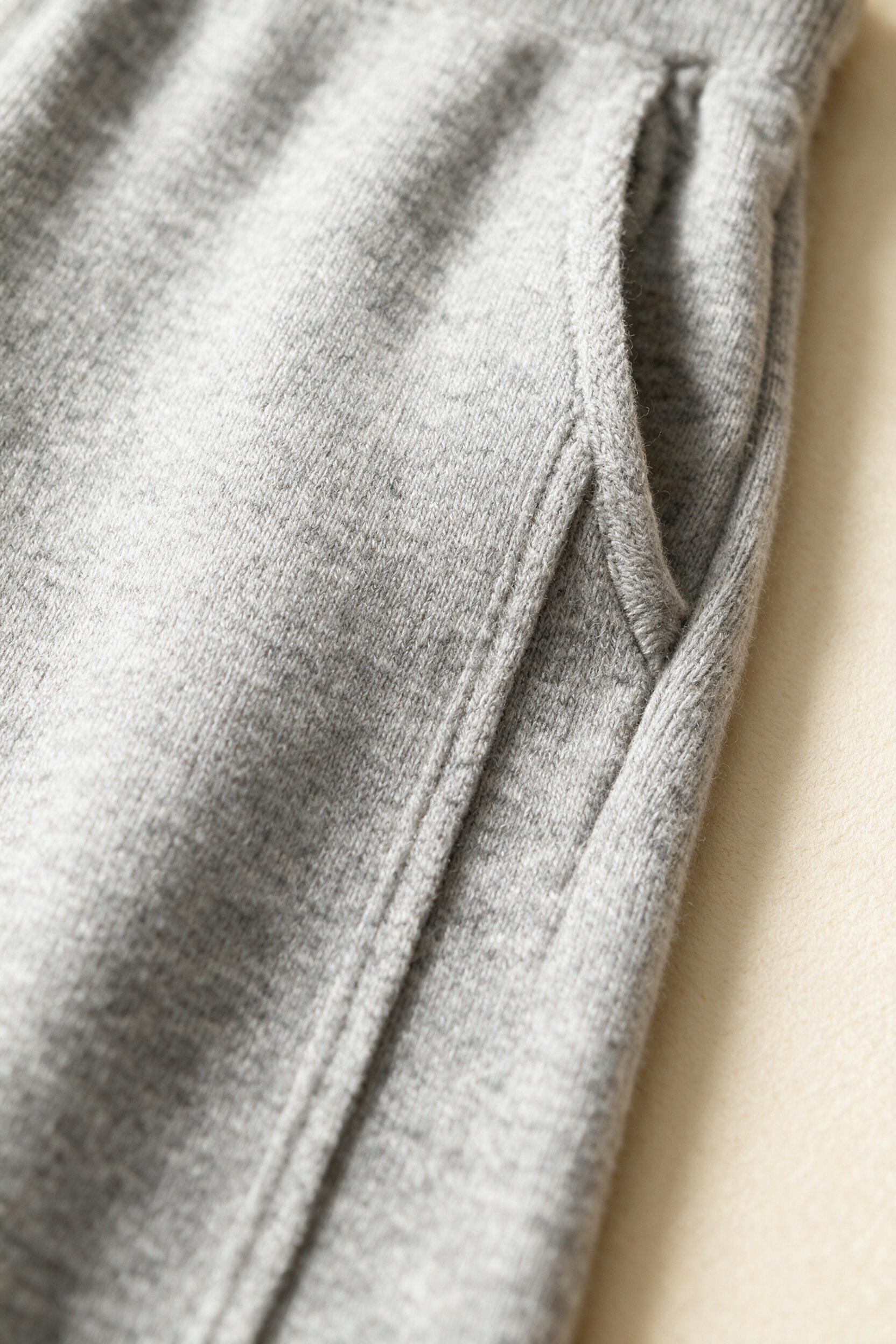MILANO CASHMERE RIGA JOGGER - GREY